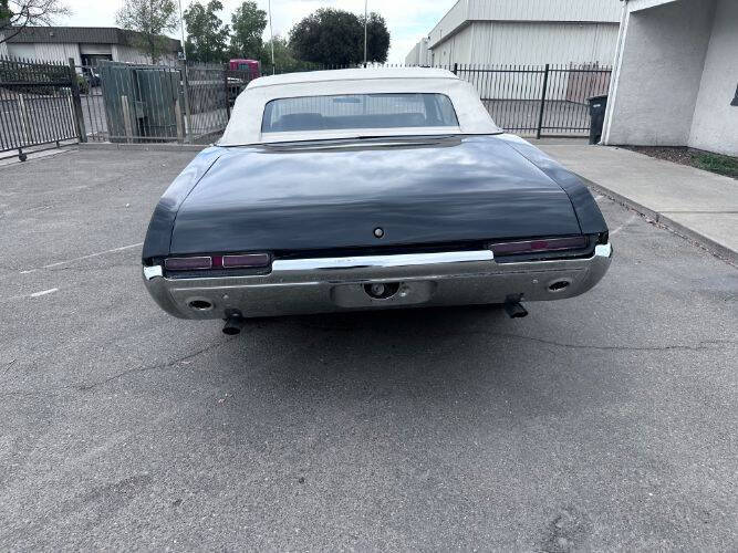 1968 Oldsmobile Cutlass