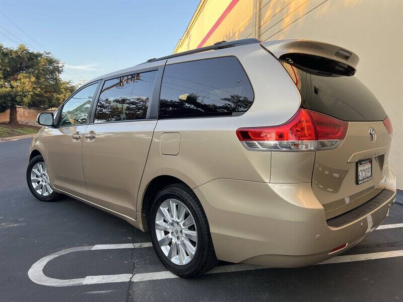 2011 Toyota Sienna Limited 7-Passenger