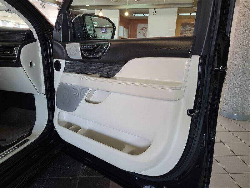 2020 Lincoln Navigator L Black Label