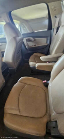 2011 Chevrolet Traverse LT