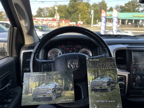 2017 RAM 1500 Big Horn