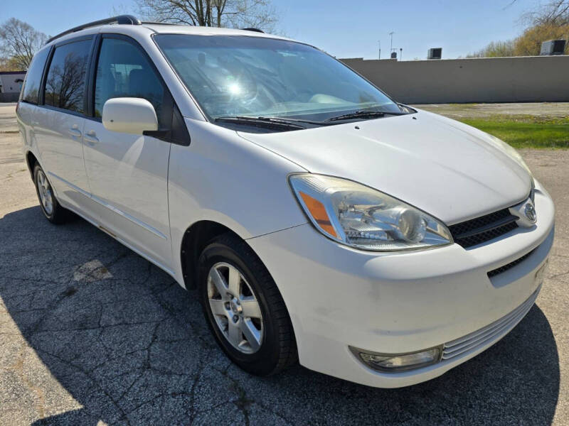 2004 Toyota Sienna XLE 7 Passenger