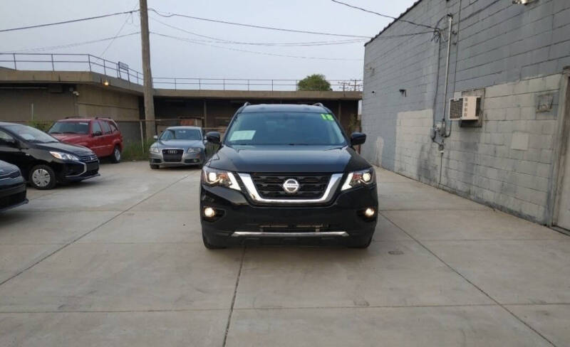 2018 Nissan Pathfinder SV