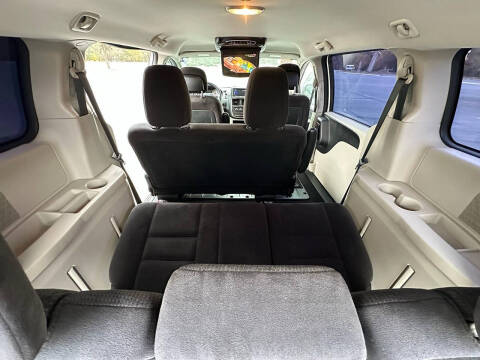 2014 Dodge Grand Caravan American Value Package