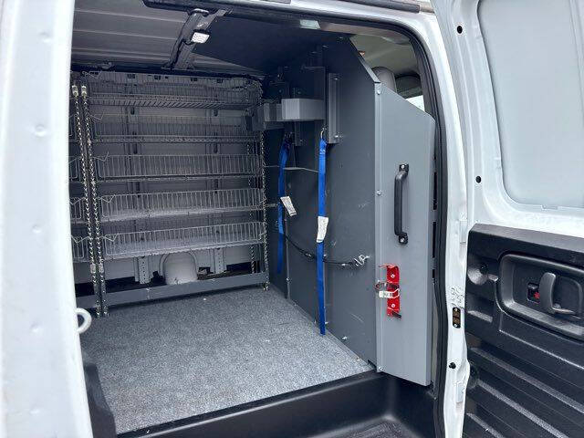 2021 Chevrolet Express 2500
