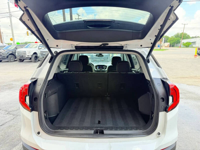 2021 GMC Terrain SLE