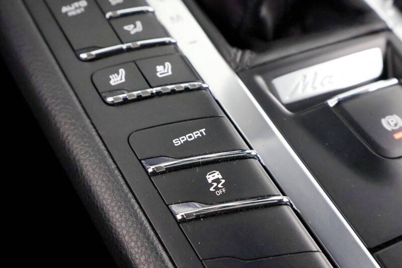 2016 Porsche Macan S