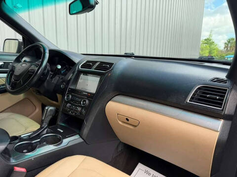 2017 Ford Explorer XLT