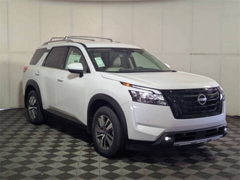 2025 Nissan Pathfinder SL