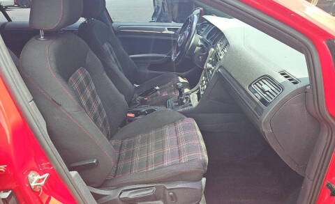 2020 Volkswagen Golf GTI S