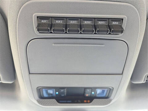 2025 Ford F-600 Super Duty