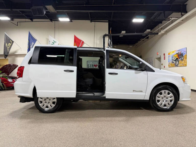 2019 Dodge Grand Caravan SE