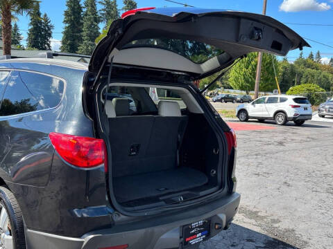 2010 Chevrolet Traverse LTZ