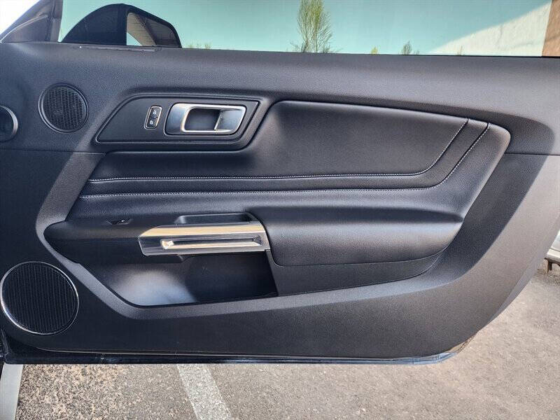 2020 Ford Mustang EcoBoost Premium