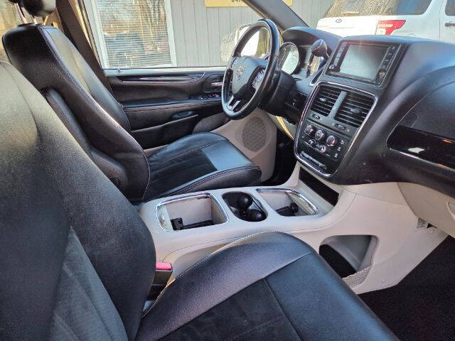 2017 Dodge Grand Caravan SXT