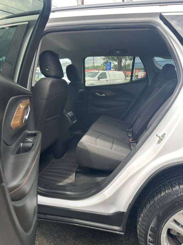 2021 GMC Terrain SLE