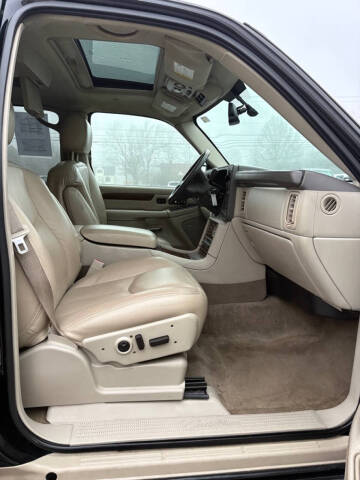 2005 Cadillac Escalade