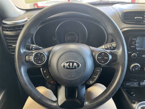 2015 Kia Soul +