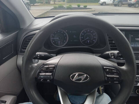 2020 Hyundai Elantra SE