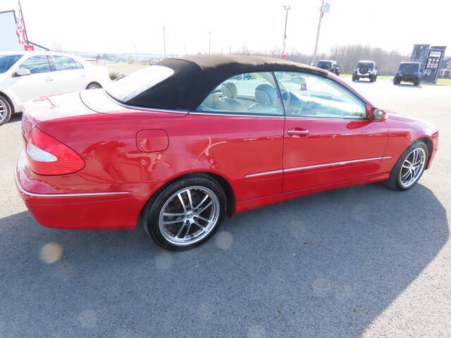 2006 Mercedes-Benz CLK for sale at Modern Automotive Group LLC in Lafayette, TN