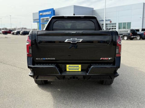 2025 Chevrolet Silverado EV RST