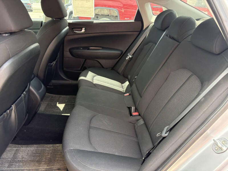 2017 Kia Optima LX