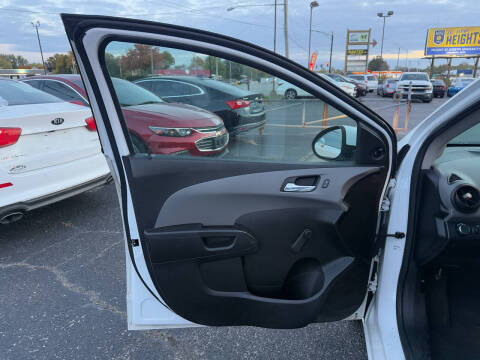 2014 Chevrolet Sonic LS Auto