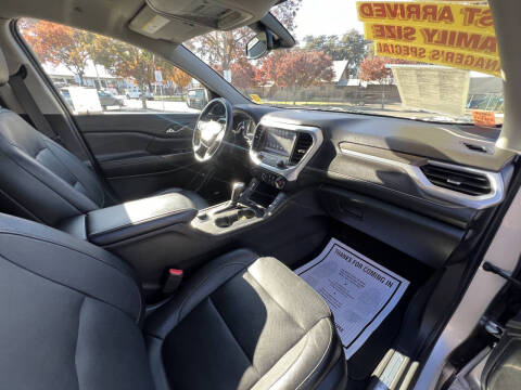 2019 GMC Acadia SLT-1