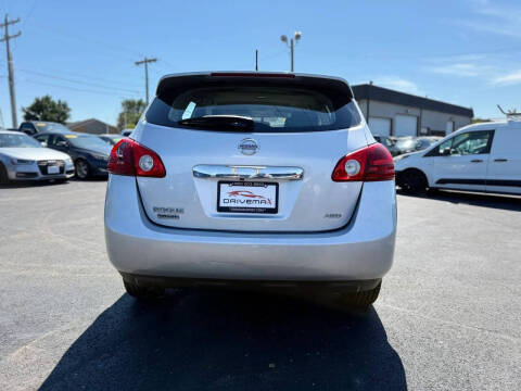 2015 Nissan Rogue Select S