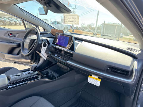 2026 Toyota Prius LE