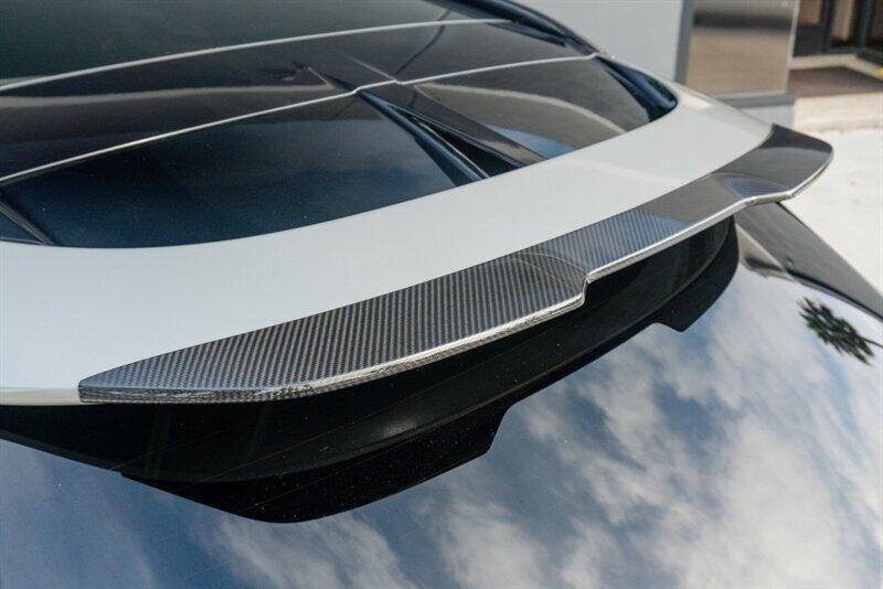 2023 Aston Martin DBX 707