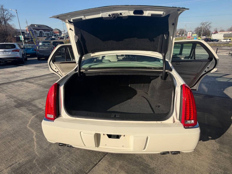 2011 Cadillac DTS Pro Coachbuilder Limo