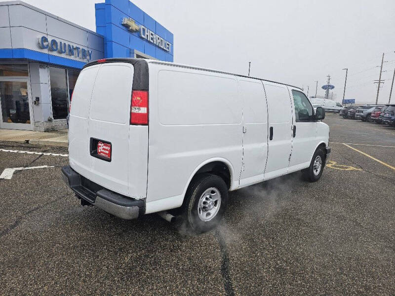 2017 Chevrolet Express 2500