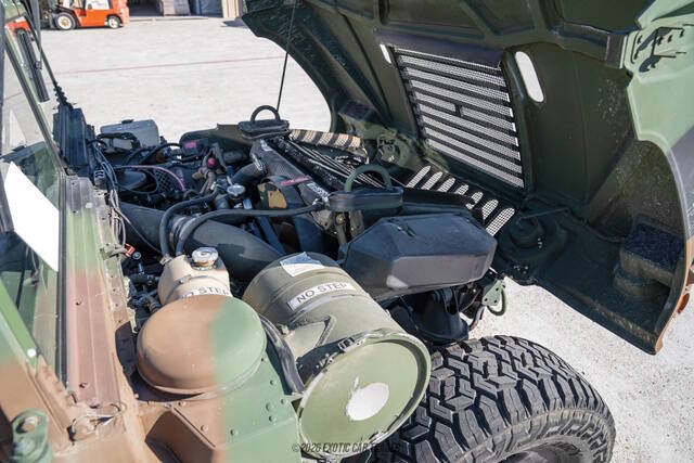 2010 AM General Hummer