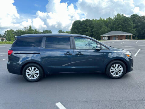 2017 Kia Sedona LX