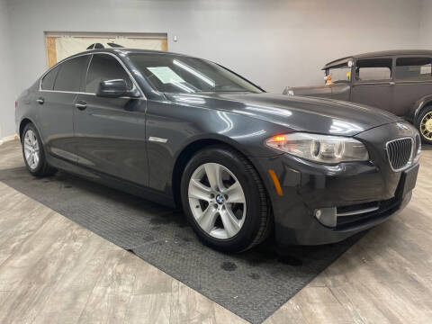 2011 BMW 5 Series 528i