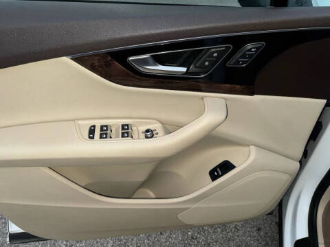 2017 Audi Q7 3.0T quattro Premium