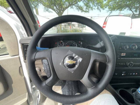 2025 Chevrolet Express 2500