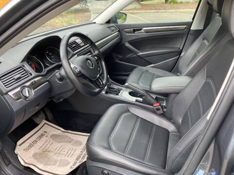 2018 Volkswagen Passat 2.0T SE