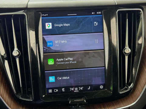 2023 Volvo XC60 B5 Plus Dark Theme
