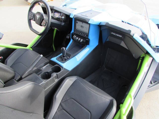 2023 Polaris Slingshot