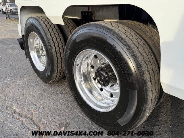 1998 Freightliner FL112