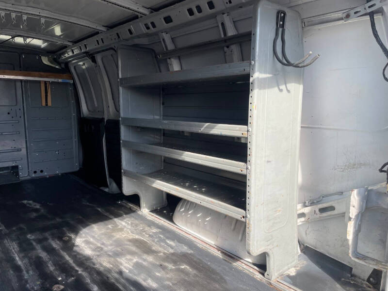 2017 Chevrolet Express 2500