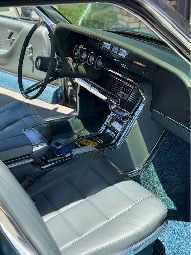 1966 Ford Thunderbird