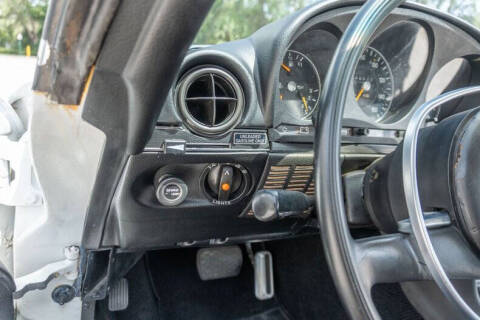 1977 Mercedes-Benz 450-Class