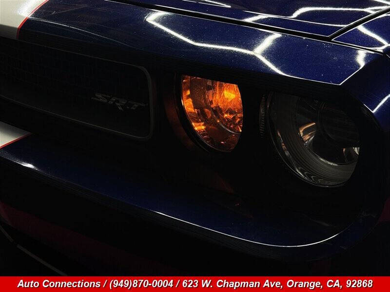 2014 Dodge Challenger SRT8