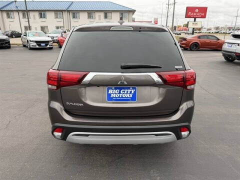 2020 Mitsubishi Outlander ES