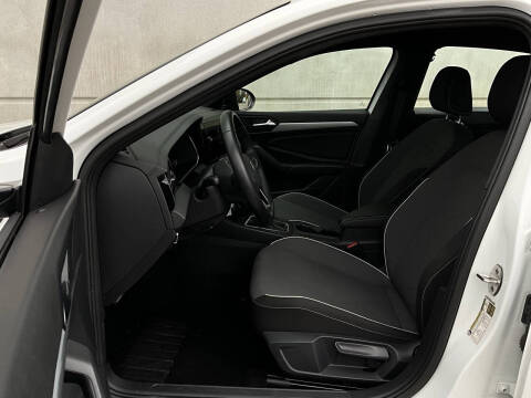 2025 Volkswagen Jetta Sport