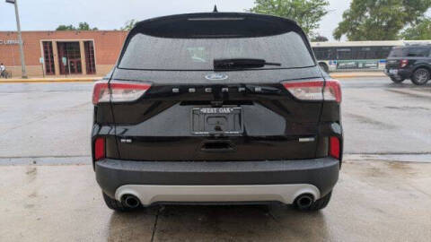 2020 Ford Escape SE