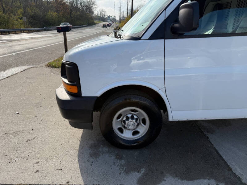 2017 Chevrolet Express 2500